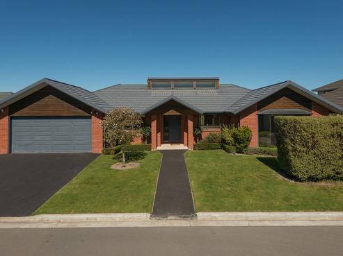 12 Primrose Hill Lane, Casebrook