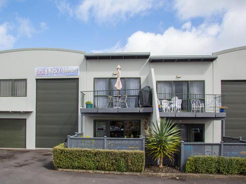 15/14B Airborne Road, Rosedale
