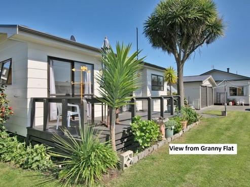 303 Park Road North, Parkvale
