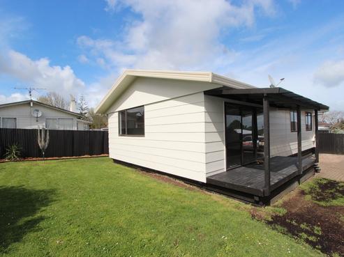 330B Roscommon Road, Clendon Park