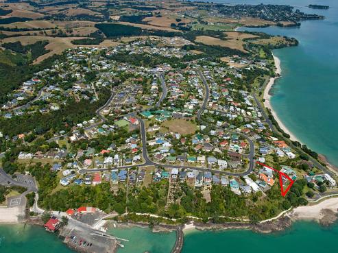 55 Te Pene Road, Maraetai