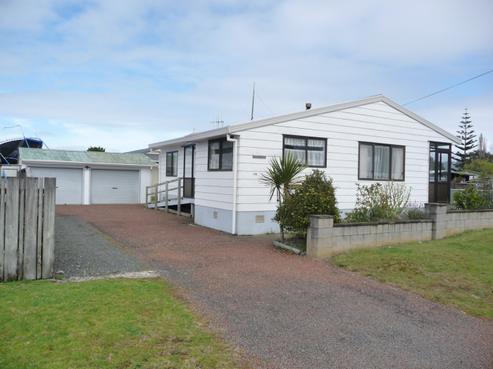 206A The Square, Whangamata