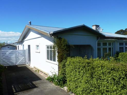 802 Riverslea Road South, Akina