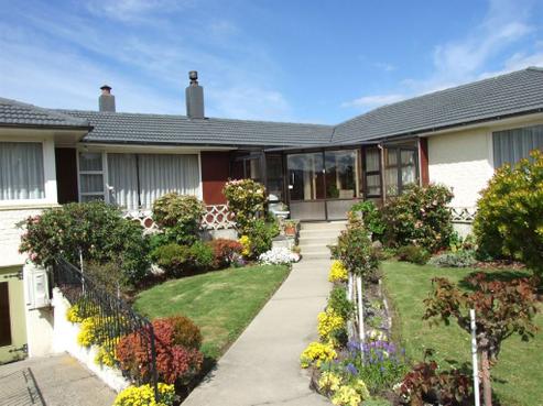46 Aotea Street, Tainui