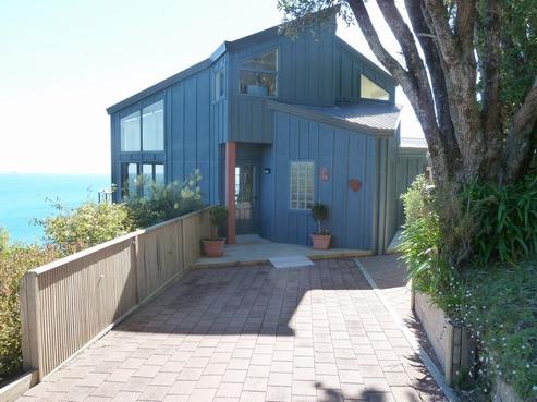8 David Mason Avenue, Tairua