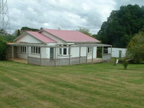 1216 Great South Road, Runciman