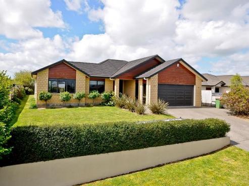 11 Portobello Way, Huntington