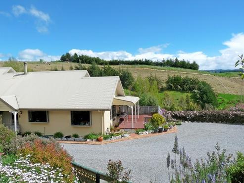 70 Totara View Road, Wakefield