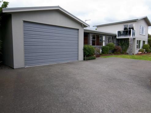 11 Aubrey Crescent, Rainbow Point