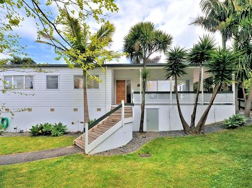 4B Tallington Crescent, Torbay