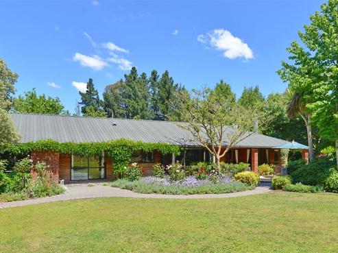 18 Rossiters Road, Loburn