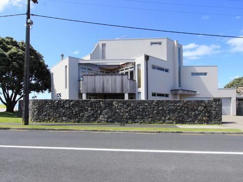 2 Marellen Drive, Red Beach
