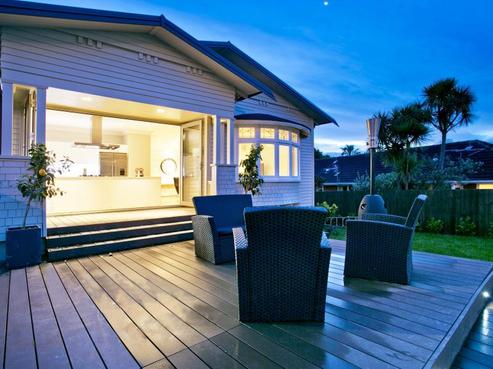 1E Eversleigh Road, Belmont