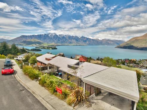 4A Caples Place, Fernhill/Sunshine Bay