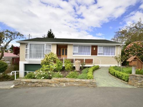 10 Pioneer Crescent, Helensburgh