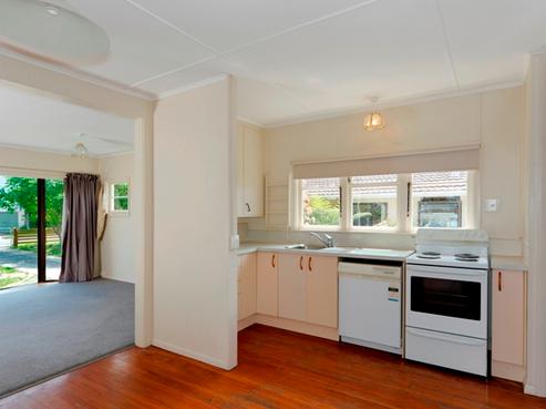 15 Bledisloe Avenue, Stoke