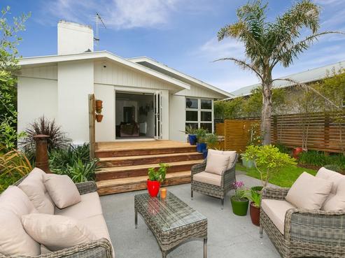 270 Courtenay Street, Strandon