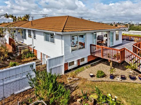 42 Montgomery Avenue, Belmont
