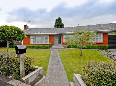 76 Sandwich Road, Saint Andrews