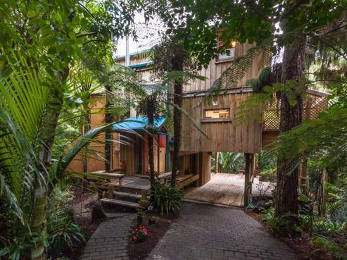 195 Parker Road, Oratia