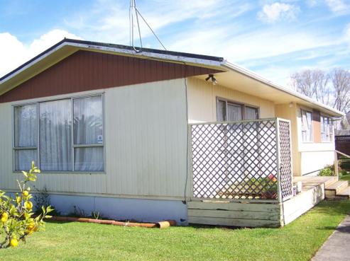 3 Neil Street, Paeroa