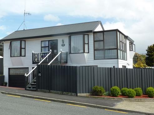 2/76 Arthur Street, Seaview