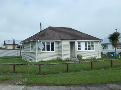 8 Larsen Street, Westport