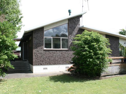 7 Cornwall Road, Springvale