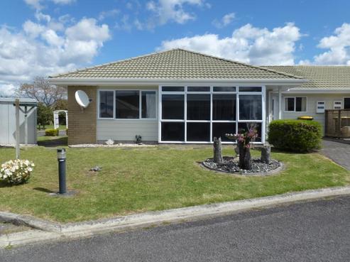 13 Campbell Close, Whangamata