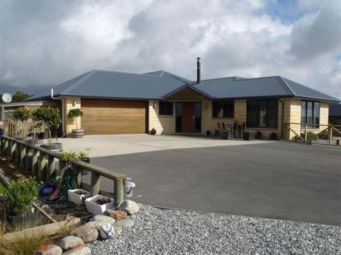 92 Brickfield Road, Hokitika