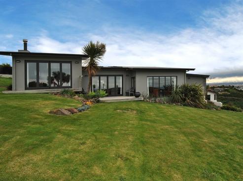 126 Glenstrae Road, Redcliffs