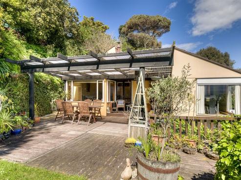 37A Burns Road, Napier Hill