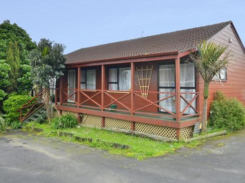 12 Bundena Place, Clendon Park