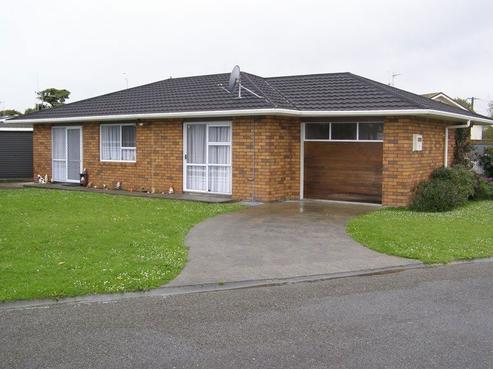 8/35 Matene Street, Otaki