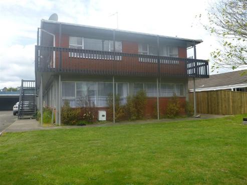 22 Deere Avenue, Fenton Park