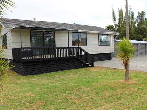 1 Waiwera Avenue, Parakai