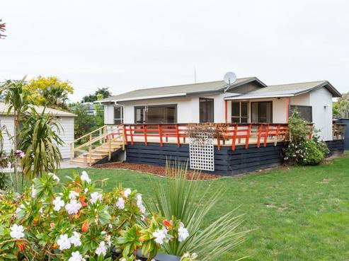 18 Gillies Crescent, Waimarama
