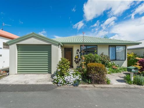 8 Hawthorn Way, Richmond