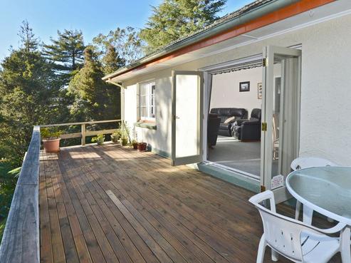 244 Western Hills Drive, Avenues