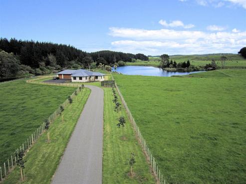 43 Nicholson Drive, Kaitoke