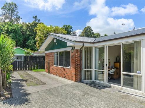 2/15 Rosehill Drive, Rosehill