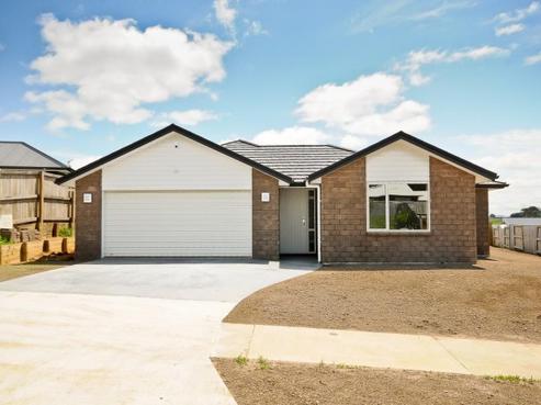 4 Eastridge Terrace, Huntington