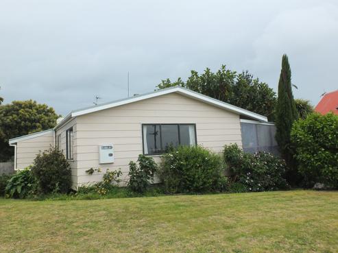 2637 Awhitu Road, Awhitu