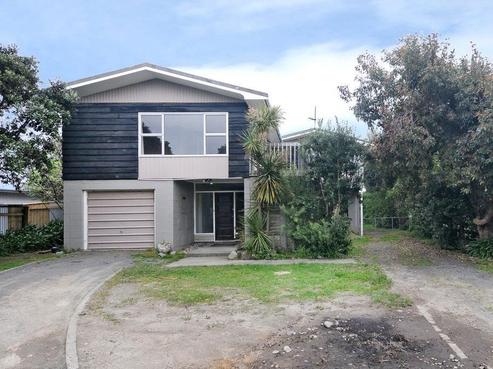 14 Eruini Street, Waikanae Beach