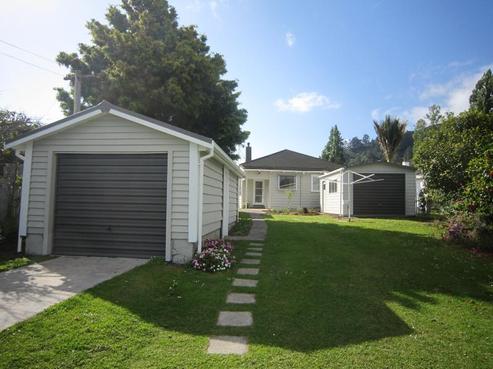 102 Vernon Street, Thames