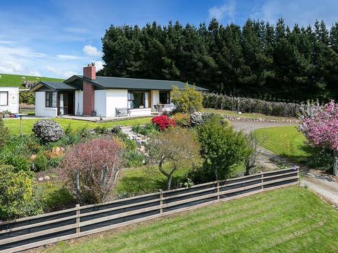 191 Crichton Road, Milton