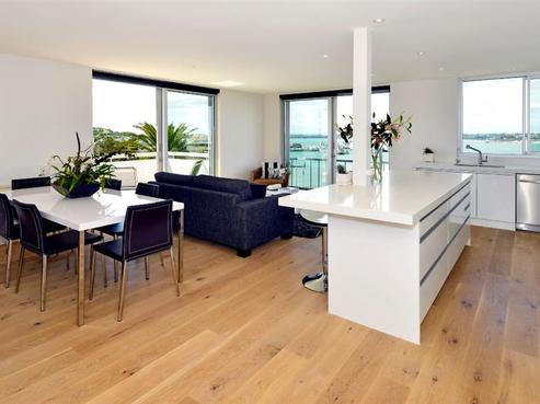 9/25 Stanley Point Road, Stanley Point