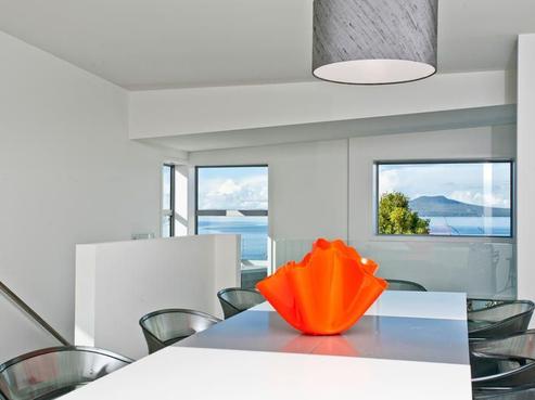 4 Beach Road, Castor Bay