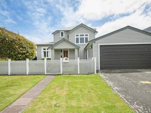8 Saint James Avenue, Boulcott