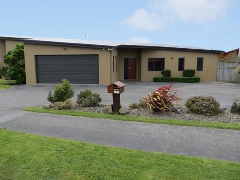 111 Ruapehu Drive, Fitzherbert